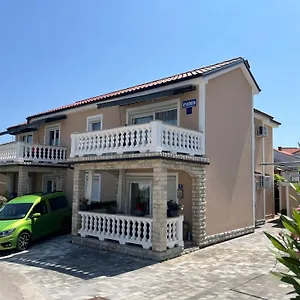  Apartment Ostojic